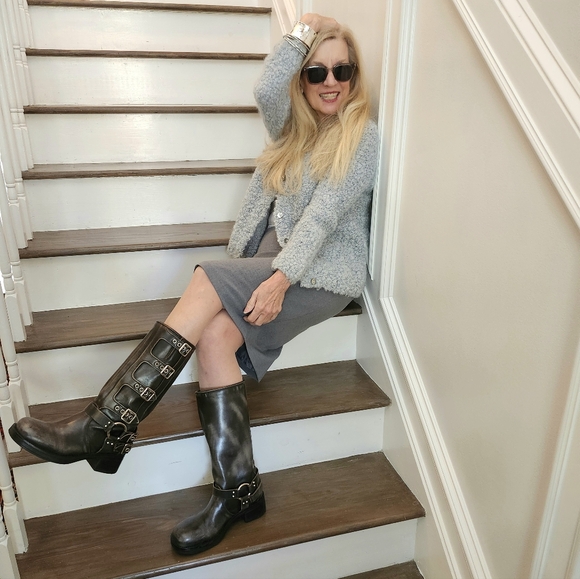 Hand Made Italy New W/O Tag & Pro Clean Chic Baby Blue Mohair Sweater, M, $54 - Picture 9 of 11